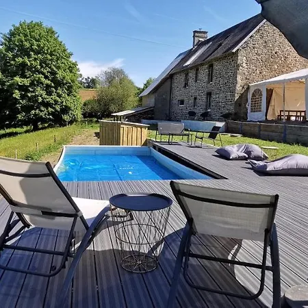 Domaine Lvd Avec Spa, Bois Et Riviere Privee *