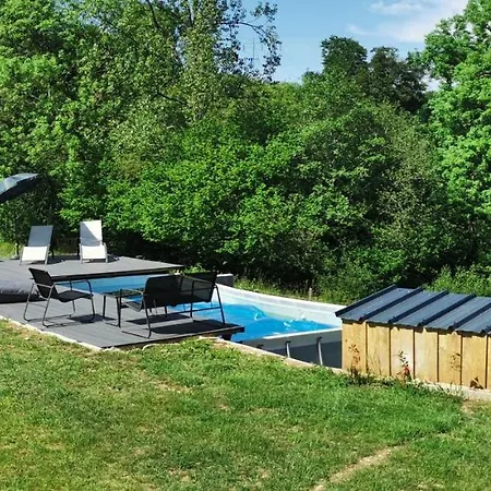 Дом отдыха Domaine Lvd Avec Spa, Bois Et Riviere Privee *