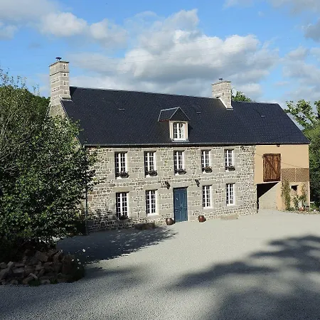 別荘 Domaine Lvd Avec Spa, Bois Et Riviere Privee *