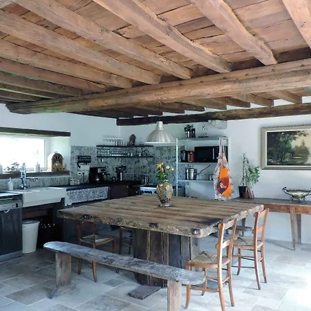 Domaine Lvd Avec Spa, Bois Et Riviere Privee 別荘 *