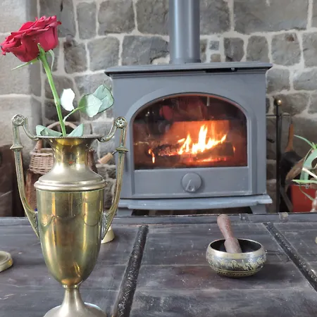 Domaine Lvd Avec Spa, Bois Et Riviere Privee 別荘 La Bloutière