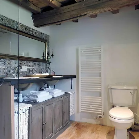 Domaine Lvd Avec Spa, Bois Et Riviere Privee La Bloutiere