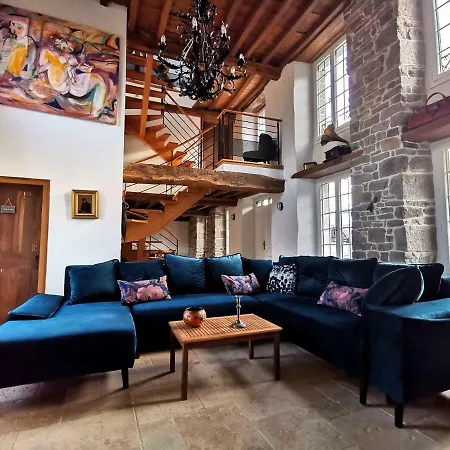 Domaine Lvd Avec Spa, Bois Et Riviere Privee Holiday home *