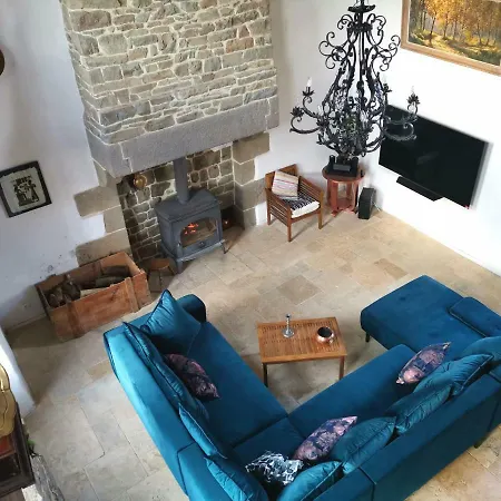 別荘 Domaine Lvd Avec Spa, Bois Et Riviere Privee