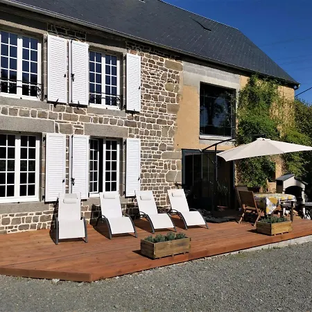 Domaine Lvd Avec Spa, Bois Et Riviere Privee Holiday home
