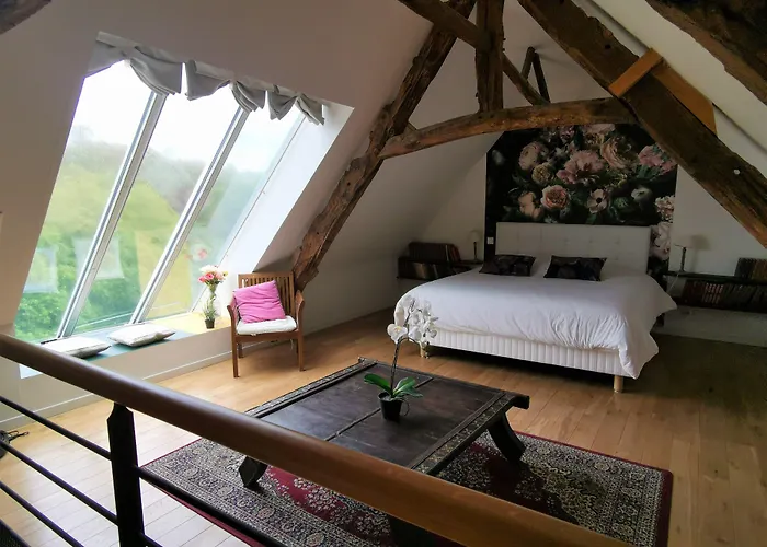 Ferienhaus Domaine Lvd Avec Spa, Bois Et Riviere Privee