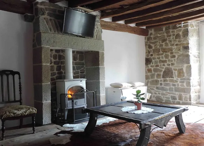 Domaine Lvd Avec Spa, Bois Et Riviere Privee Ferienhaus