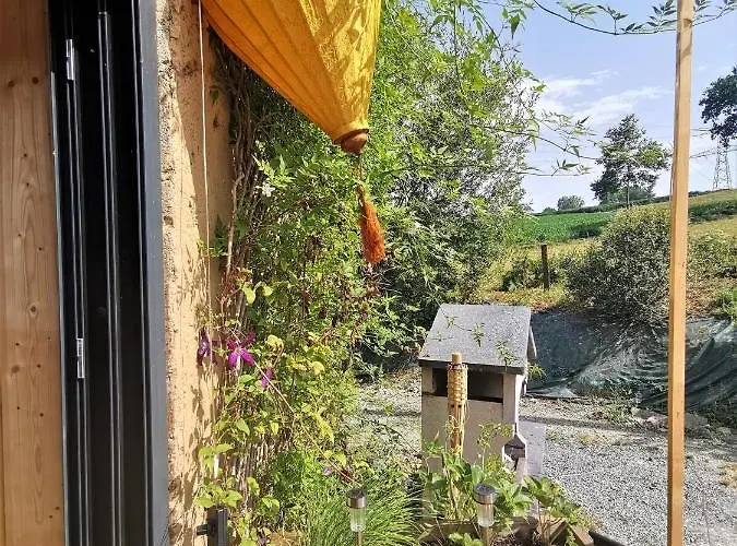 Domaine Lvd Avec Spa, Bois Et Riviere Privee Ferienhaus *