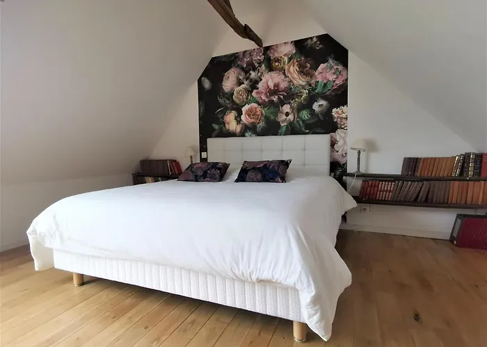 Domaine Lvd Avec Spa, Bois Et Riviere Privee Ferienhaus La Bloutiere