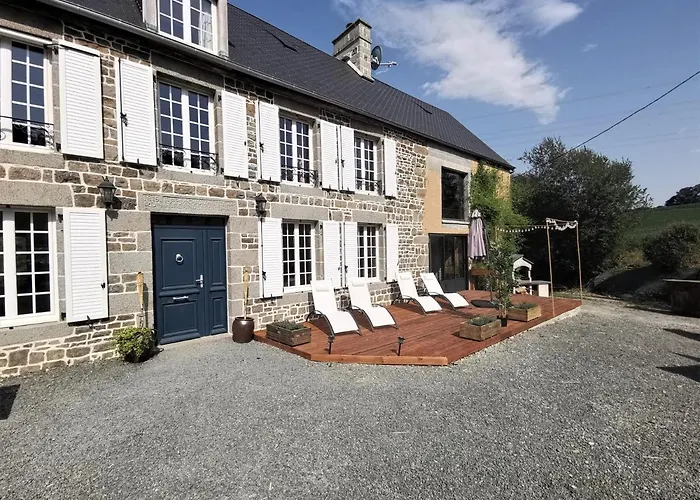 Domaine Lvd Avec Spa, Bois Et Riviere Privee Ferienhaus *