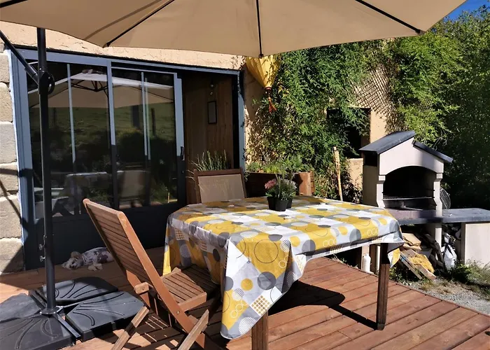 Domaine Lvd Avec Spa, Bois Et Riviere Privee Ferienhaus La Bloutiere