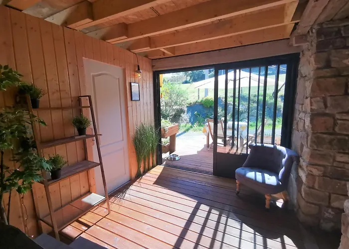 Domaine Lvd Avec Spa, Bois Et Riviere Privee Ferienhaus La Bloutiere